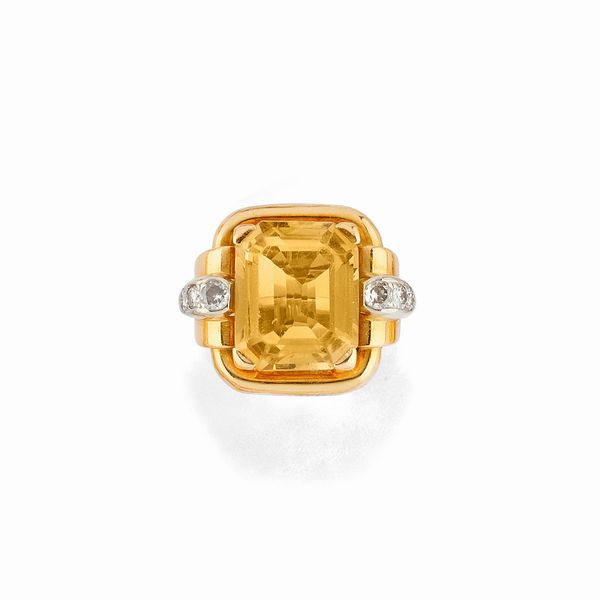Anello in oro giallo 18K, diamanti e quarzo citrino  - Asta Argenti - Associazione Nazionale - Case d'Asta italiane