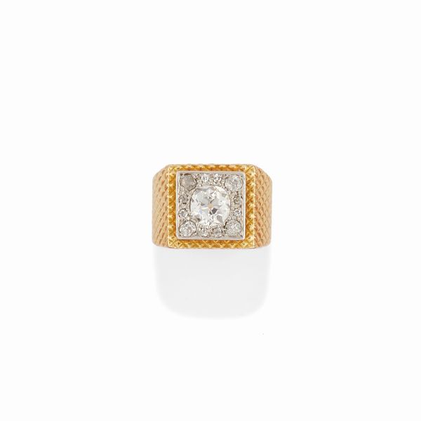 Anello in oro bicolore 18K e diamanti  - Asta Gioielli - Associazione Nazionale - Case d'Asta italiane