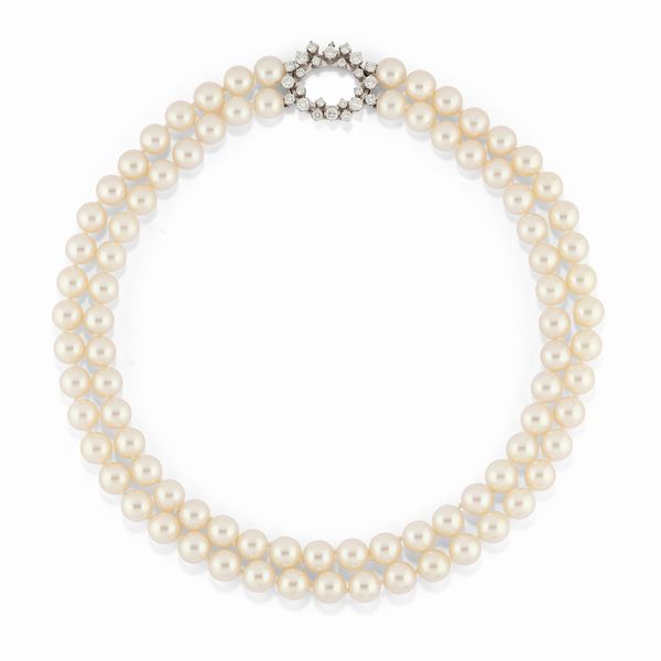 ,Gubelin : Collana in oro bianco 18k, perle e diamanti  - Asta Gioielli - Associazione Nazionale - Case d'Asta italiane