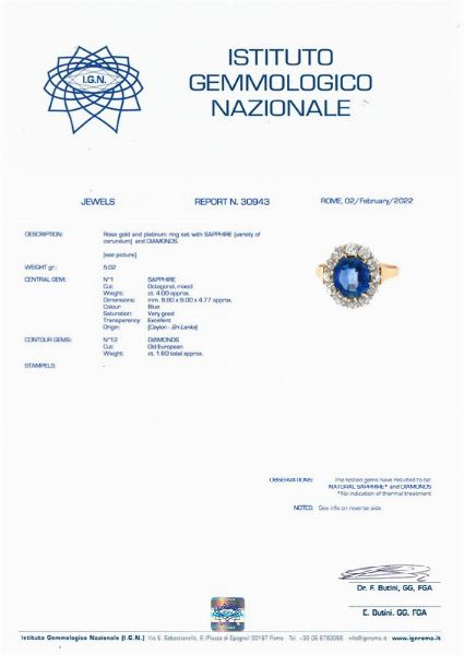 ANELLO A MARGHERITA CON ZAFFIRO CEYLON E DIAMANTI  - Asta Gioielli - Associazione Nazionale - Case d'Asta italiane