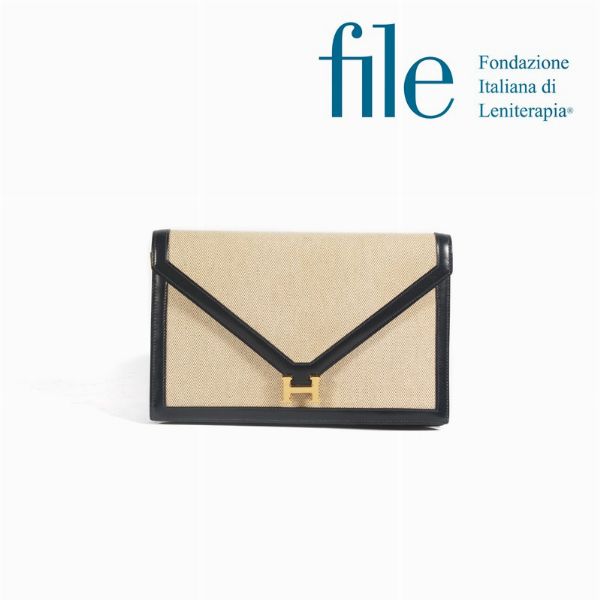 HERMES LYDIE VINTAGE  - Asta Vintage: borse e accessori di Hermes, Louis Vuitton e altre grandi maison  - Associazione Nazionale - Case d'Asta italiane