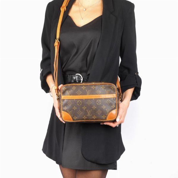 LOUIS VUITTON CAMERA BAG TROCADERO  - Asta Vintage: borse e accessori di Hermes, Louis Vuitton e altre grandi maison  - Associazione Nazionale - Case d'Asta italiane