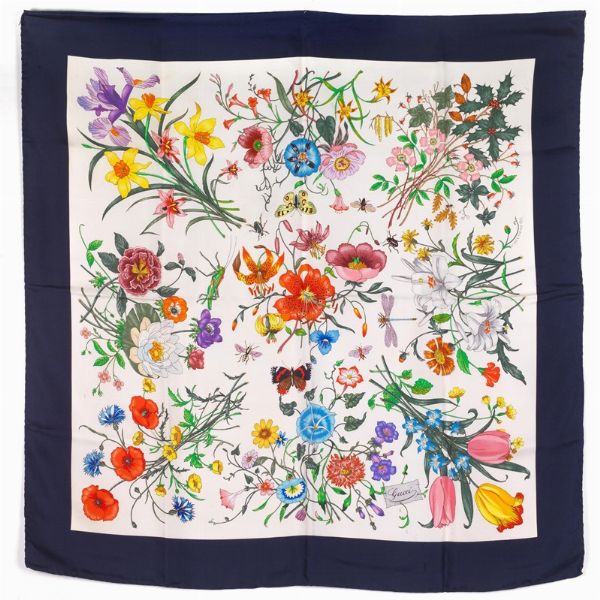 GUCCI FOULARD FLORA  - Asta Vintage: borse e accessori di Hermes, Louis Vuitton e altre grandi maison  - Associazione Nazionale - Case d'Asta italiane