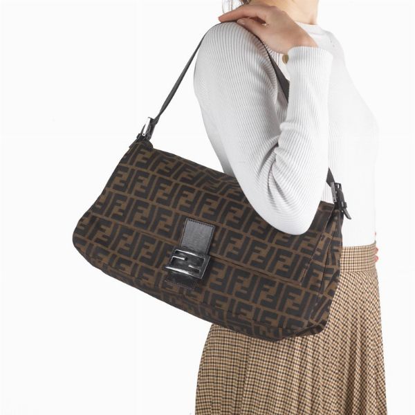 FENDI BORSA MAMA  - Asta Vintage: borse e accessori di Hermes, Louis Vuitton e altre grandi maison  - Associazione Nazionale - Case d'Asta italiane