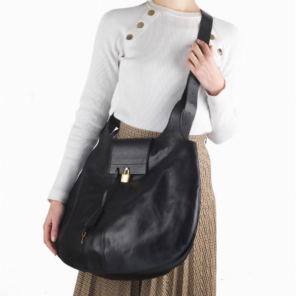 TOM FORD MAXI MESSENGER BAG  - Asta Vintage: borse e accessori di Hermes, Louis Vuitton e altre grandi maison  - Associazione Nazionale - Case d'Asta italiane