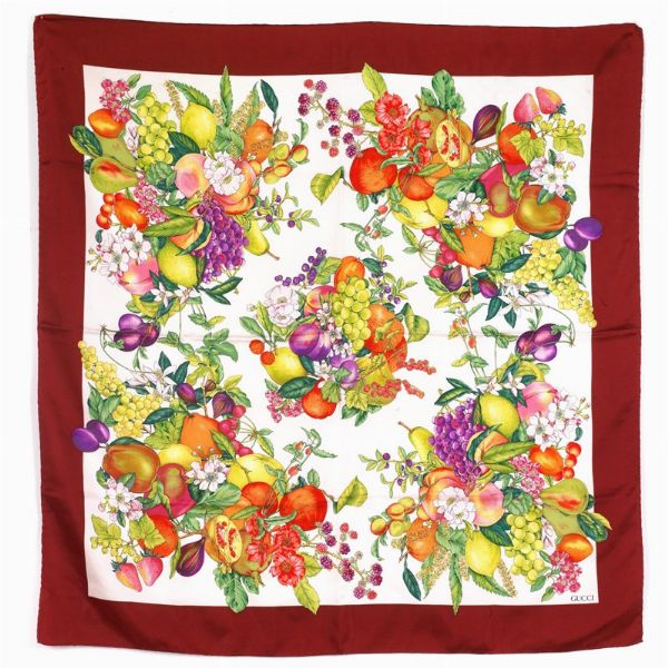 GUCCI FOULARD FRUTTA  - Asta Vintage: borse e accessori di Hermes, Louis Vuitton e altre grandi maison  - Associazione Nazionale - Case d'Asta italiane