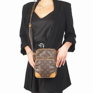 LOUIS VUITTON TRACOLLA AMAZONE  - Asta Vintage: borse e accessori di Hermes, Louis Vuitton e altre grandi maison  - Associazione Nazionale - Case d'Asta italiane