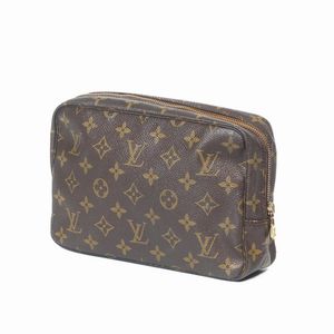 LOUIS VUITTON PORTA COSMETICI  - Asta Vintage: borse e accessori di Hermes, Louis Vuitton e altre grandi maison  - Associazione Nazionale - Case d'Asta italiane