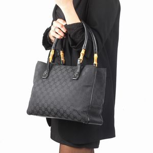 GUCCI BORSA A MANO  - Asta Vintage: borse e accessori di Hermes, Louis Vuitton e altre grandi maison  - Associazione Nazionale - Case d'Asta italiane
