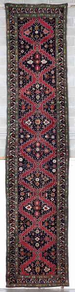 Passatoia Karabagh, Caucaso inizio XX secolo  - Asta Tappeti - Associazione Nazionale - Case d'Asta italiane