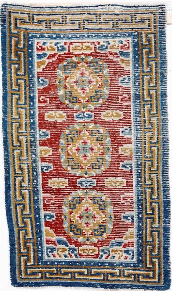 Tappeto Tibet fine XIX inizio XX secolo  - Asta Tappeti - Associazione Nazionale - Case d'Asta italiane