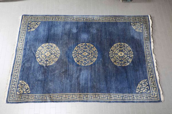 Lotto di due tappeti Cina  - Asta Tappeti - Associazione Nazionale - Case d'Asta italiane