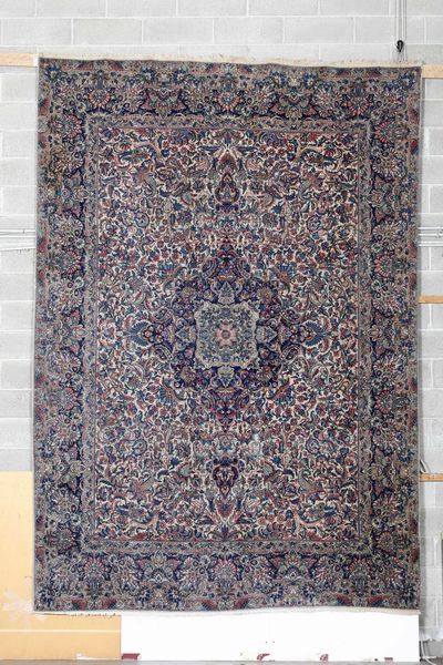 Tappeto Kirman, Persia inizio XX secolo  - Asta Tappeti - Associazione Nazionale - Case d'Asta italiane