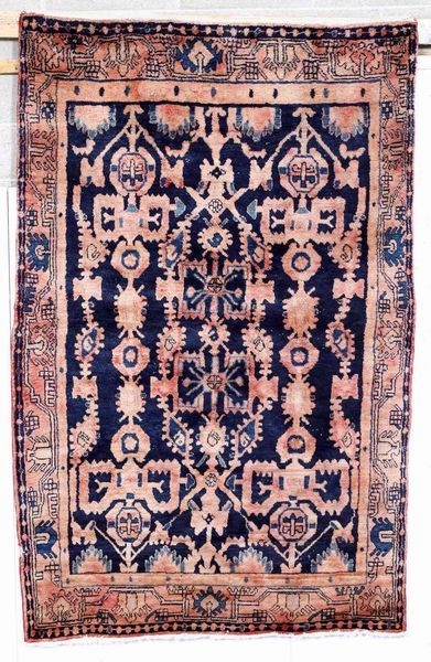 Tappeto Lilian, Persia inizio XX secolo  - Asta Tappeti - Associazione Nazionale - Case d'Asta italiane