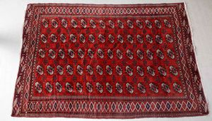 Lotto di due tappeti Turkmeni XX secolo  - Asta Tappeti - Associazione Nazionale - Case d'Asta italiane