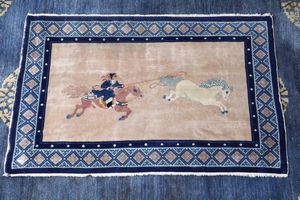 Lotto di due tappeti Cina  - Asta Tappeti - Associazione Nazionale - Case d'Asta italiane