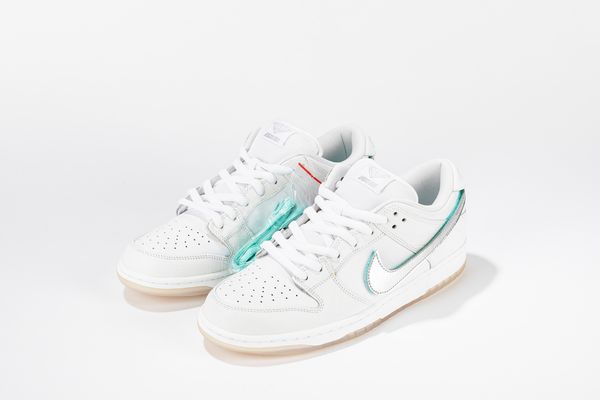 ,NIKE : Dunk SB Low Diamond Supply Co White Diamond - Taglia US 11.5 EUR 45.5  - Asta Sneakerhead: la prima asta di sneakers in Italia - Associazione Nazionale - Case d'Asta italiane