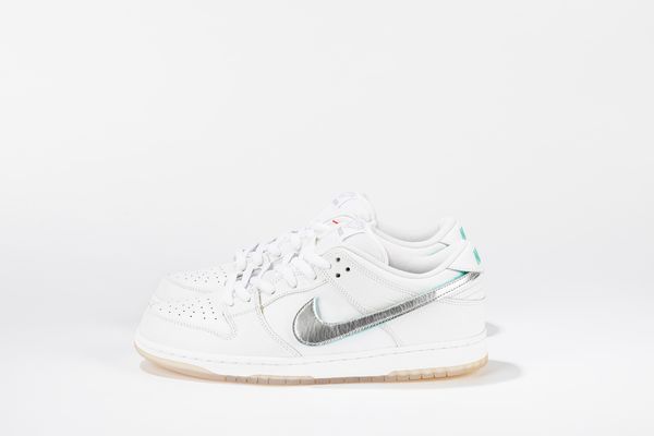 ,NIKE : Dunk SB Low Diamond Supply Co White Diamond - Taglia US 11.5 EUR 45.5  - Asta Sneakerhead: la prima asta di sneakers in Italia - Associazione Nazionale - Case d'Asta italiane