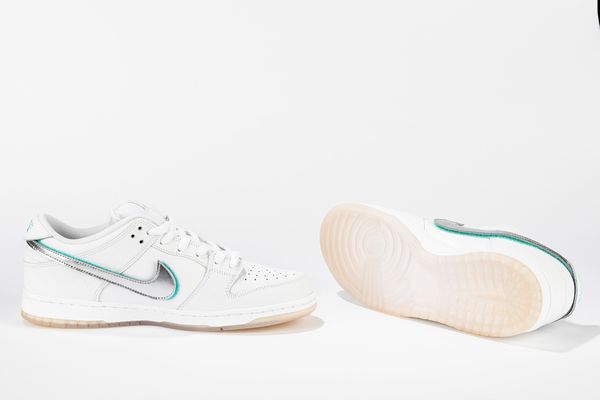 ,NIKE : Dunk SB Low Diamond Supply Co White Diamond - Taglia US 11.5 EUR 45.5  - Asta Sneakerhead: la prima asta di sneakers in Italia - Associazione Nazionale - Case d'Asta italiane