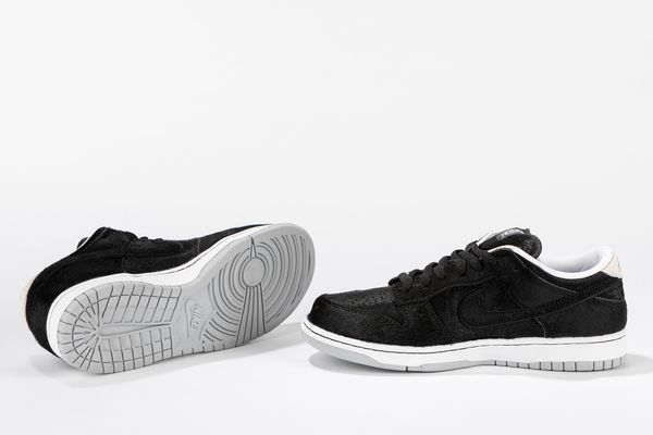 ,NIKE : Dunk SB Low Medicom Toy - Taglia US 9.5 EUR 43  - Asta Sneakerhead: la prima asta di sneakers in Italia - Associazione Nazionale - Case d'Asta italiane