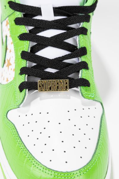 ,NIKE : Dunk SB Low Supreme Stars Mean Green - Taglia US 11 EUR 45  - Asta Sneakerhead: la prima asta di sneakers in Italia - Associazione Nazionale - Case d'Asta italiane