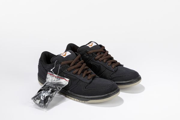 ,NIKE : Dunk SB Low Carhartt Black - Taglia US 10 EUR 44  - Asta Sneakerhead: la prima asta di sneakers in Italia - Associazione Nazionale - Case d'Asta italiane