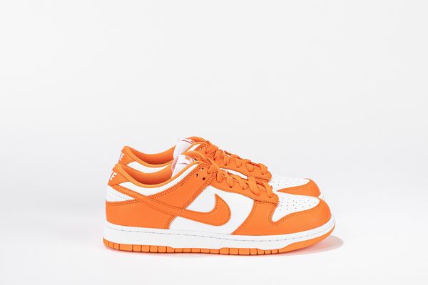 ,NIKE : Bundle Pack - Dunk Low SP Syracuse &  Dunk Low SP Kentucky  - Taglia US 9 EUR 42.5  - Asta Sneakerhead: la prima asta di sneakers in Italia - Associazione Nazionale - Case d'Asta italiane