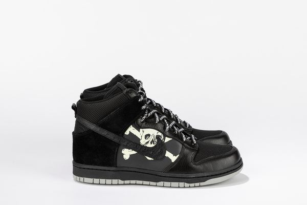 ,NIKE : Dunk High St. Pauli - Taglia US 10 EUR 44  - Asta Sneakerhead: la prima asta di sneakers in Italia - Associazione Nazionale - Case d'Asta italiane