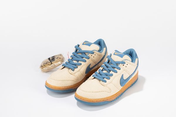 ,NIKE : Dunk SB Low Hemp Blue - Taglia US 10 EUR 44  - Asta Sneakerhead: la prima asta di sneakers in Italia - Associazione Nazionale - Case d'Asta italiane