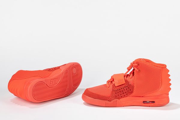 ,NIKE : Air Yeezy 2 Red October  - Taglia US 9  EUR 42.5  - Asta Sneakerhead: la prima asta di sneakers in Italia - Associazione Nazionale - Case d'Asta italiane