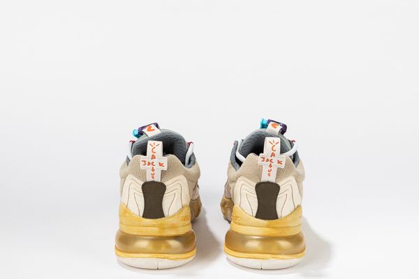 ,NIKE : Air Max 270 React ENG Travis Scott - Taglia US 10 EUR 44  - Asta Sneakerhead: la prima asta di sneakers in Italia - Associazione Nazionale - Case d'Asta italiane