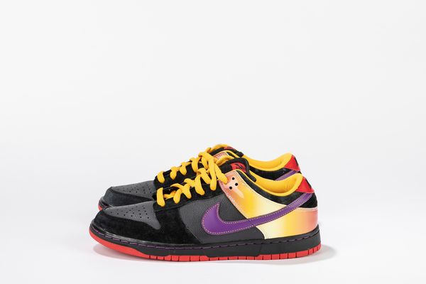 ,NIKE : Dunk SB Low Appetite for Destruction - Taglia US 10.5 EUR 44.5  - Asta Sneakerhead: la prima asta di sneakers in Italia - Associazione Nazionale - Case d'Asta italiane
