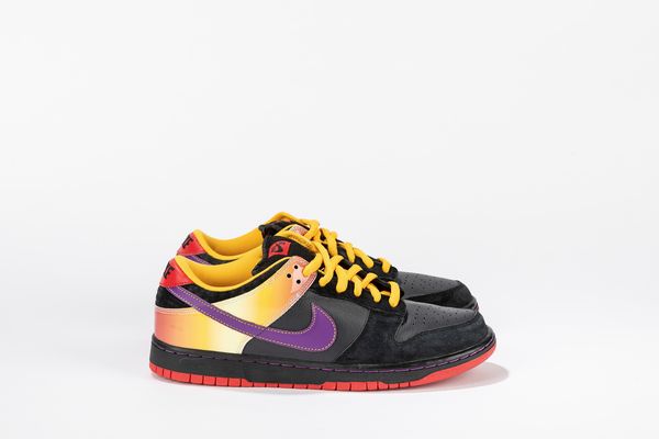 ,NIKE : Dunk SB Low Appetite for Destruction - Taglia US 10.5 EUR 44.5  - Asta Sneakerhead: la prima asta di sneakers in Italia - Associazione Nazionale - Case d'Asta italiane
