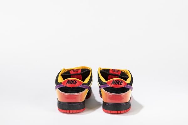 ,NIKE : Dunk SB Low Appetite for Destruction - Taglia US 10.5 EUR 44.5  - Asta Sneakerhead: la prima asta di sneakers in Italia - Associazione Nazionale - Case d'Asta italiane