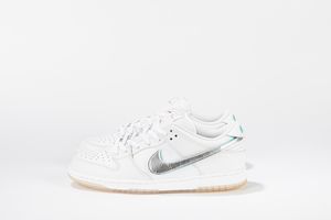 ,NIKE : Dunk SB Low Diamond Supply Co White Diamond - Taglia US 11.5 EUR 45.5  - Asta Sneakerhead: la prima asta di sneakers in Italia - Associazione Nazionale - Case d'Asta italiane