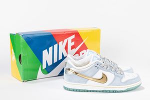 ,NIKE - Dunk SB Low Sean Cliver - Taglia US 7.5 EUR 40.5