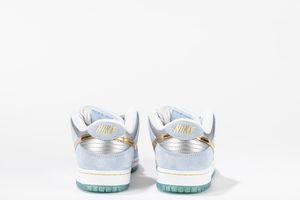 ,NIKE : Dunk SB Low Sean Cliver - Taglia US 7.5 EUR 40.5  - Asta Sneakerhead: la prima asta di sneakers in Italia - Associazione Nazionale - Case d'Asta italiane