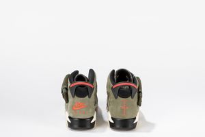 ,NIKE : Jordan 6 Retro Travis Scott - Taglia US 5Y EUR 38.5  - Asta Sneakerhead: la prima asta di sneakers in Italia - Associazione Nazionale - Case d'Asta italiane