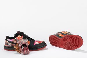 ,NIKE : Dunk SB Low Pushead 1 - Taglia US 10 EUR 44  - Asta Sneakerhead: la prima asta di sneakers in Italia - Associazione Nazionale - Case d'Asta italiane