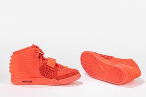 ,NIKE : Air Yeezy 2 Red October  - Taglia US 9  EUR 42.5  - Asta Sneakerhead: la prima asta di sneakers in Italia - Associazione Nazionale - Case d'Asta italiane