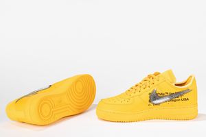 ,NIKE : Air Force 1 Low Off-White University Gold Metallic Silver - Taglia US 7 EUR 40  - Asta Sneakerhead: la prima asta di sneakers in Italia - Associazione Nazionale - Case d'Asta italiane
