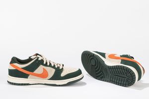 ,NIKE : Dunk SB Low Eire - Taglia US 10 EUR 44  - Asta Sneakerhead: la prima asta di sneakers in Italia - Associazione Nazionale - Case d'Asta italiane