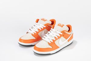 ,NIKE - Dunk SB Low Orange Box - Taglia US 10.5 EUR 44.5
