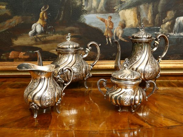 Servizio da t e caff in argento  - Asta House Sale: Un'elegante casa fiorentina - Associazione Nazionale - Case d'Asta italiane