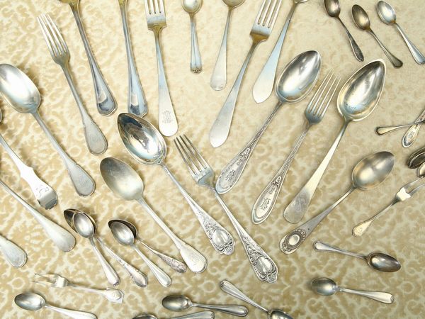 Miscellanea di posate in argento  - Asta House Sale: Un'elegante casa fiorentina - Associazione Nazionale - Case d'Asta italiane
