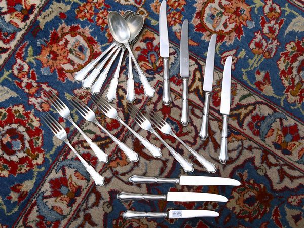 Servizio di posate in argento  - Asta House Sale: Un'elegante casa fiorentina - Associazione Nazionale - Case d'Asta italiane