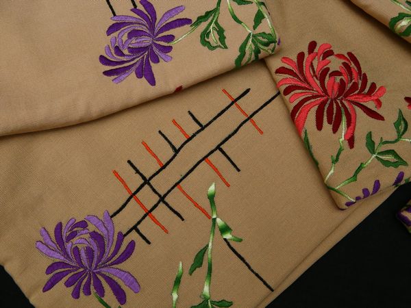 Tovaglia in cotone ecr�  - Asta House Sale: Un'elegante casa fiorentina - Associazione Nazionale - Case d'Asta italiane