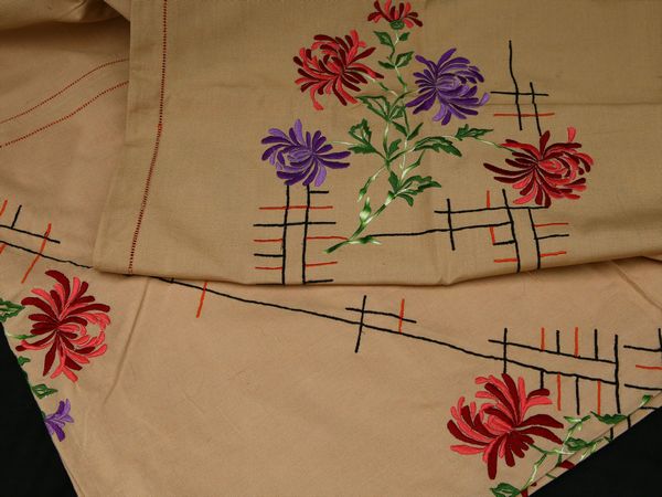 Tovaglia in cotone ecr�  - Asta House Sale: Un'elegante casa fiorentina - Associazione Nazionale - Case d'Asta italiane