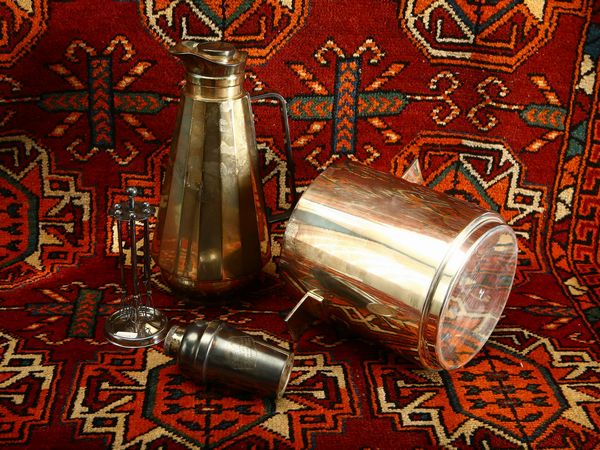 Lotto di curiosit per la tavola in metalo argentato  - Asta House Sale: Un'elegante casa fiorentina - Associazione Nazionale - Case d'Asta italiane