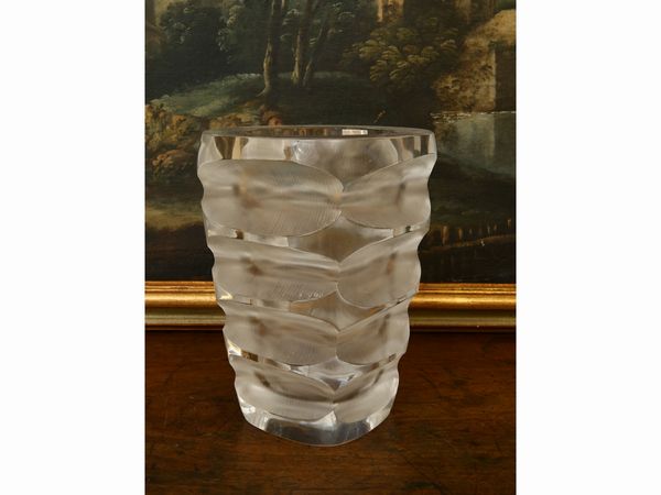 Vaso in cristallo, Lalique  - Asta House Sale: Un'elegante casa fiorentina - Associazione Nazionale - Case d'Asta italiane